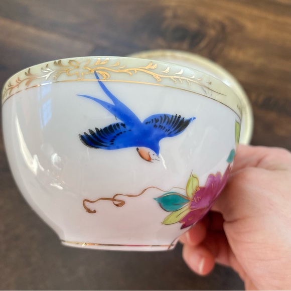 Vintage Nippon Japan Hand Painted Tea Cup and Saucer - Picture 4 of 10